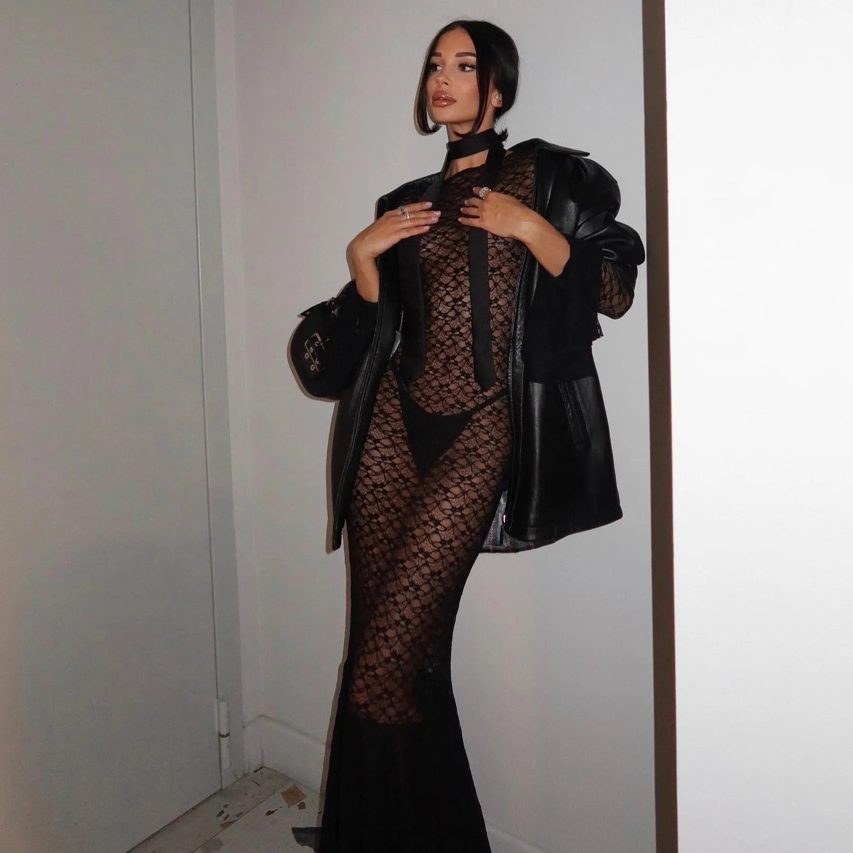 Annabeth Mermaid Tail Lace Maxi Dress - Black / S - Be My Shine