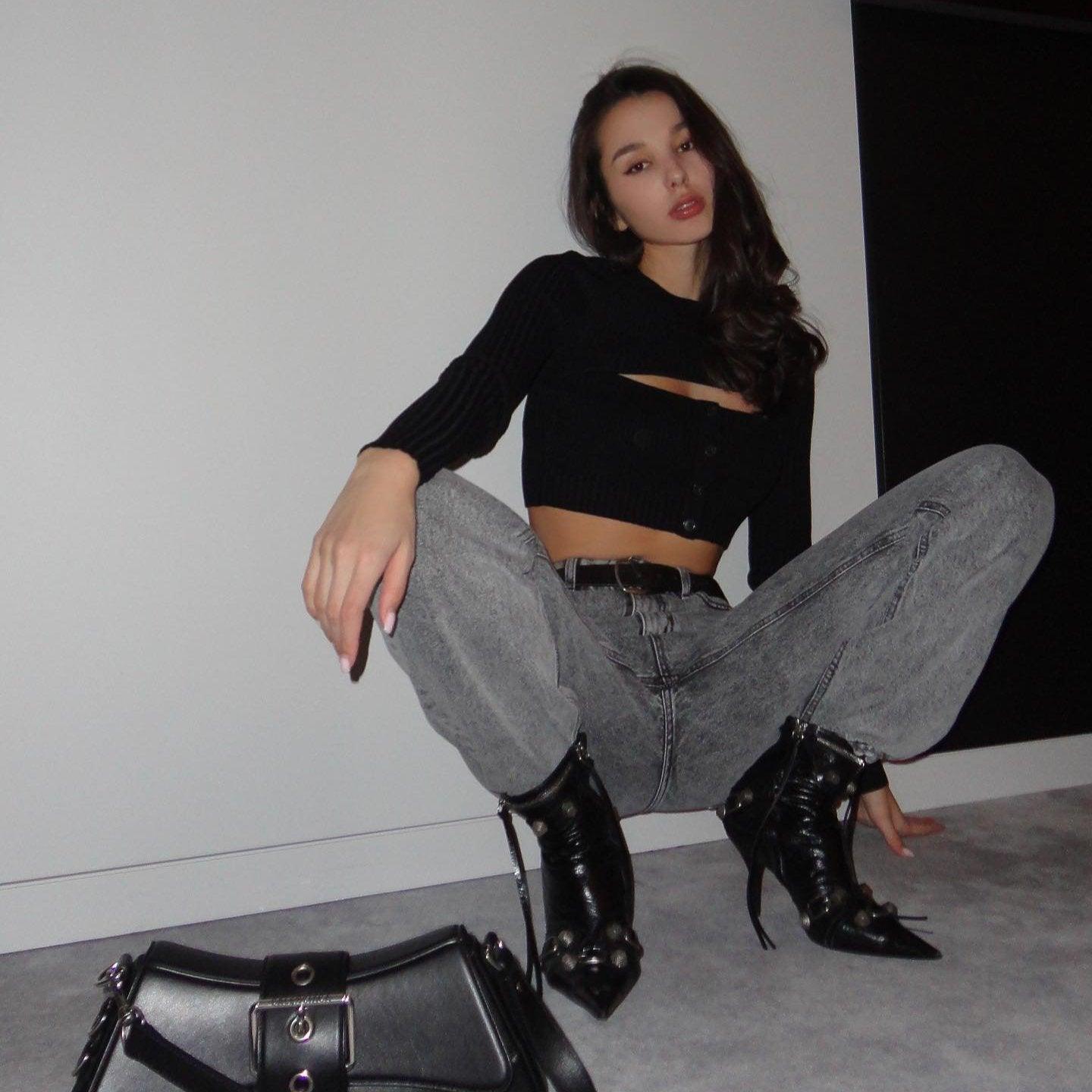 Primrose Front Slit Long Sleeve Crop Top - White / XS - Be My Shine