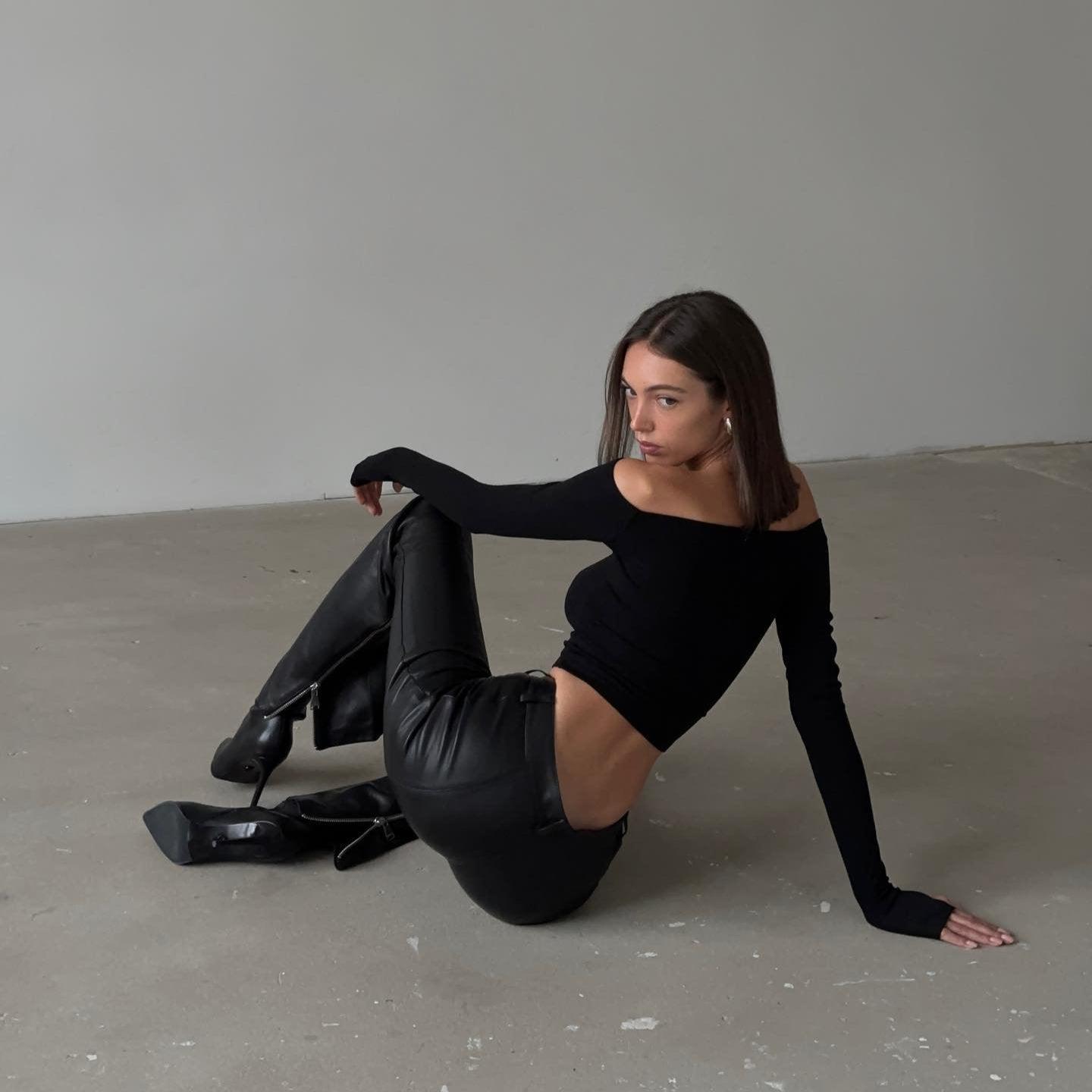 Rasha Long Sleeve Slash Neck Top - Black / S - Be My Shine