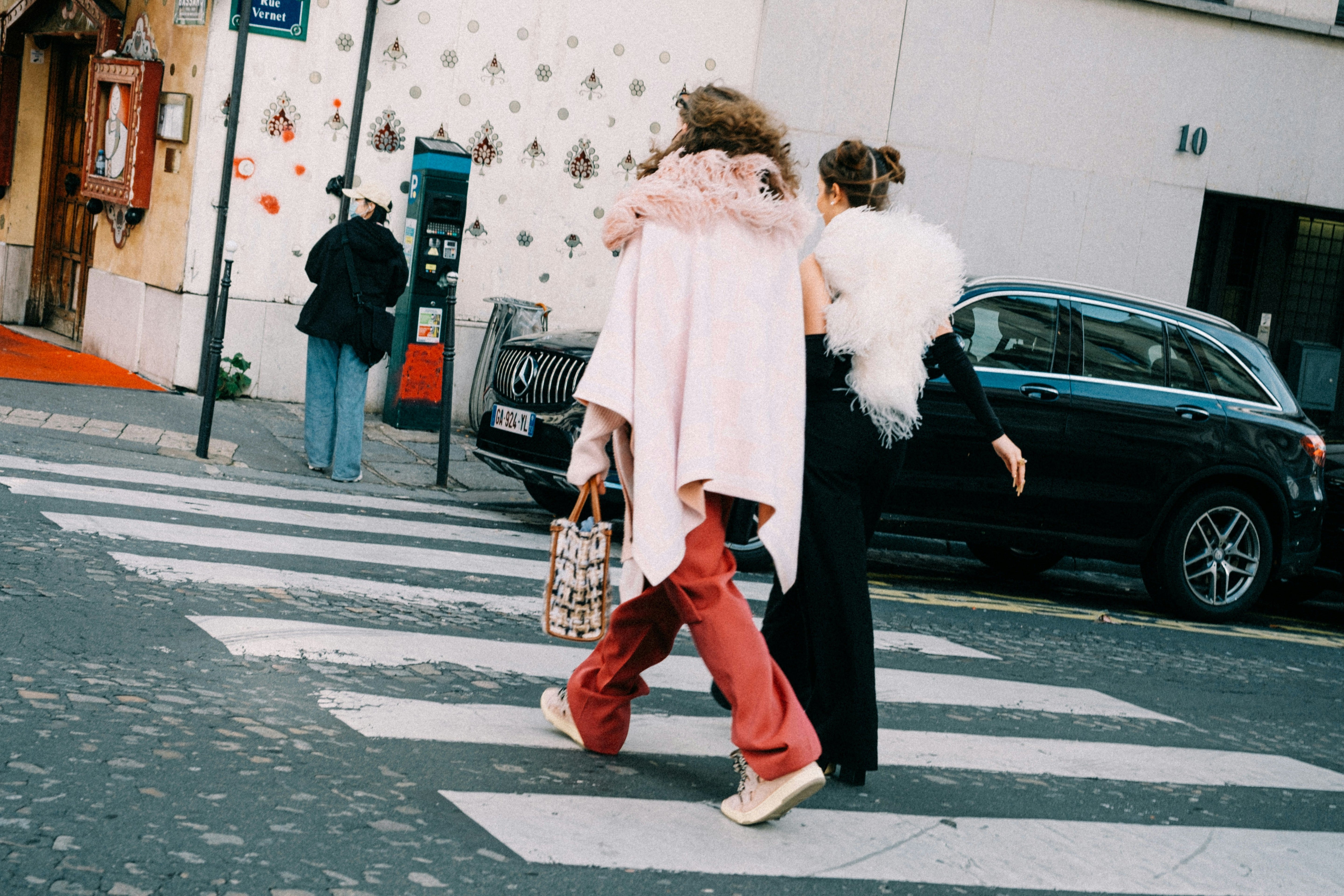 Lace Is Back: The Most Feminine Trend of the Season — and How to Wear It in the City
