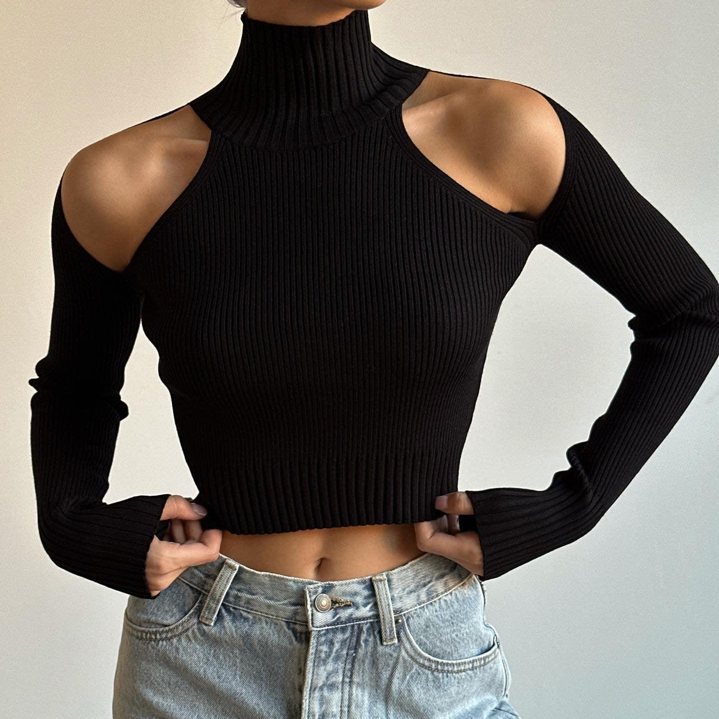 Vida Cut Out Long Sleeve Sweater - Black / S - Be My Shine
